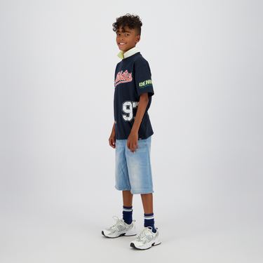 T-shirt Hold