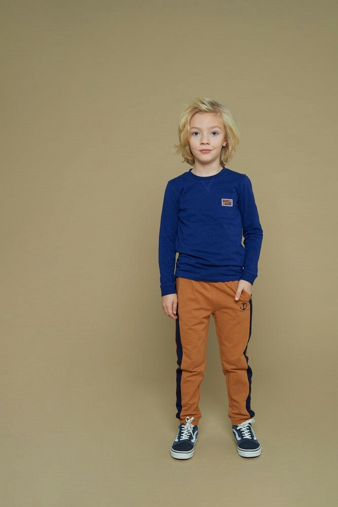 Broek - Waves and Whales