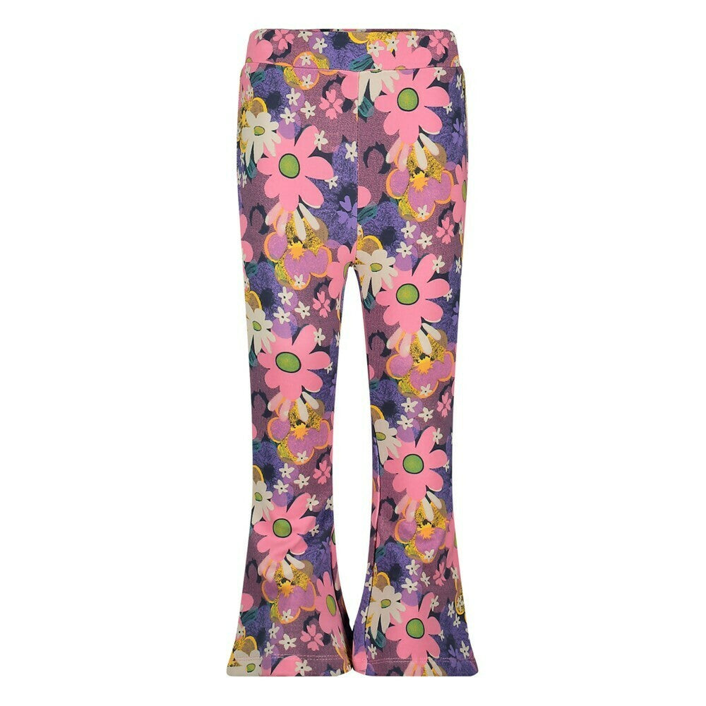 Flared Broek Rolling into Spring