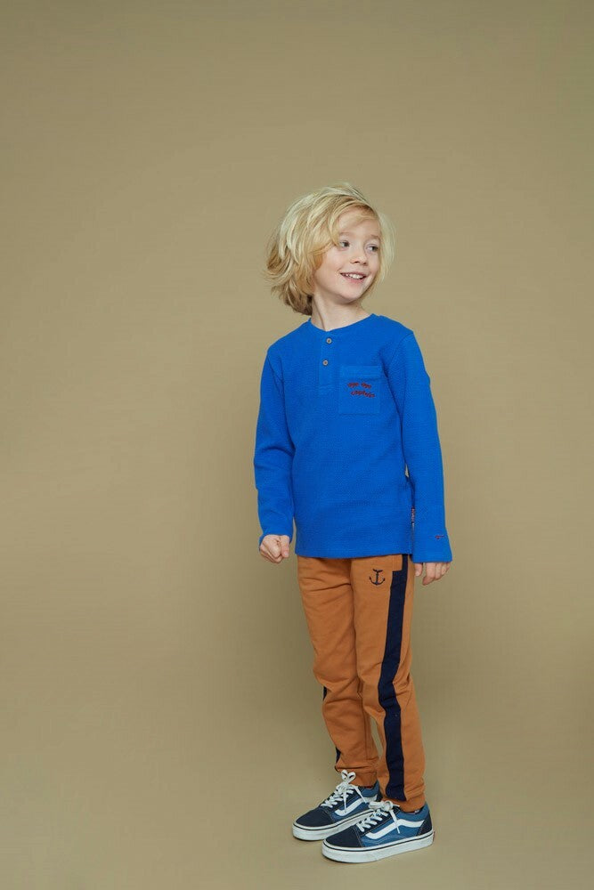 Broek - Waves and Whales